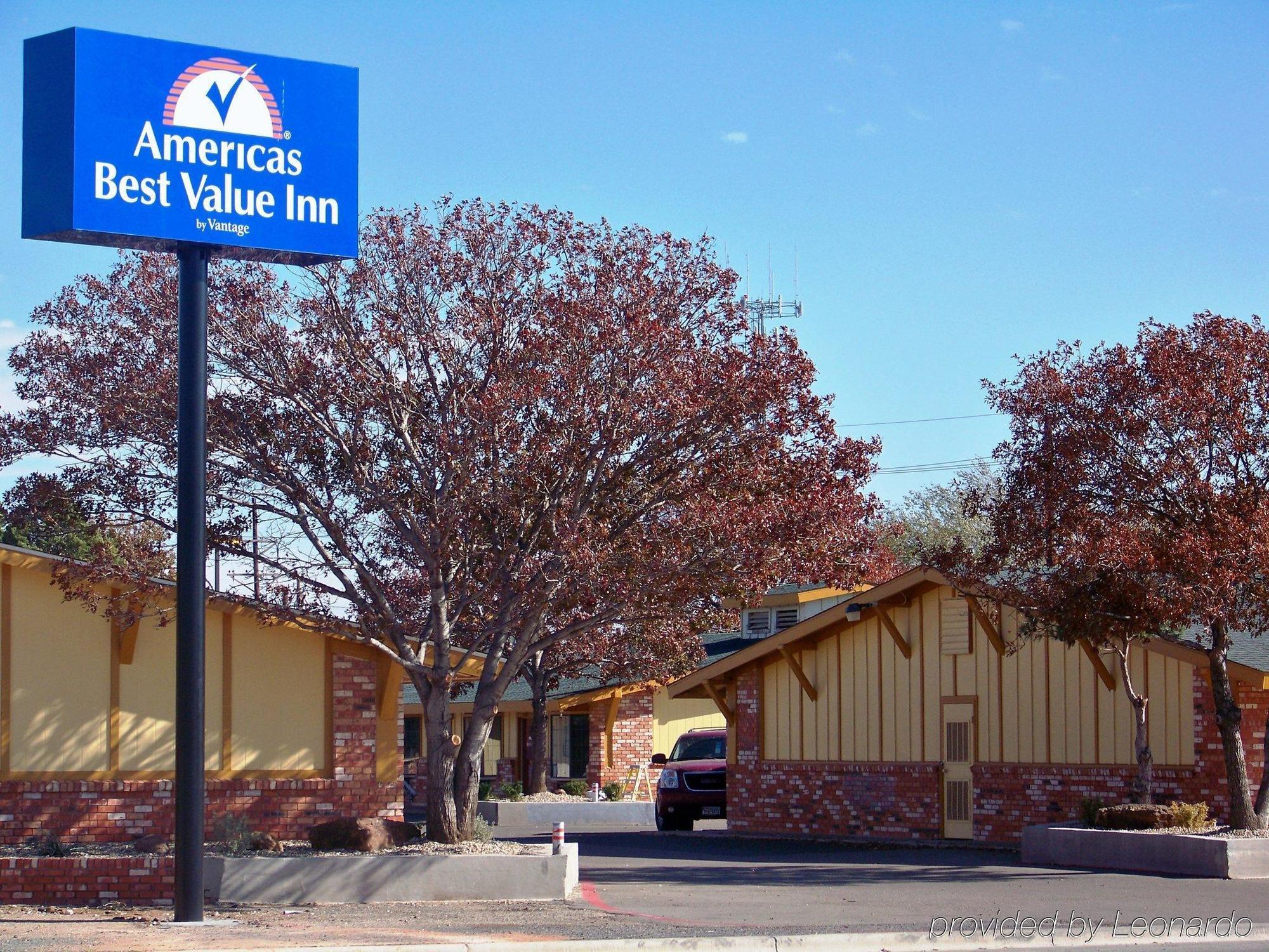 Stadium Motel Lubbock Exteriör bild